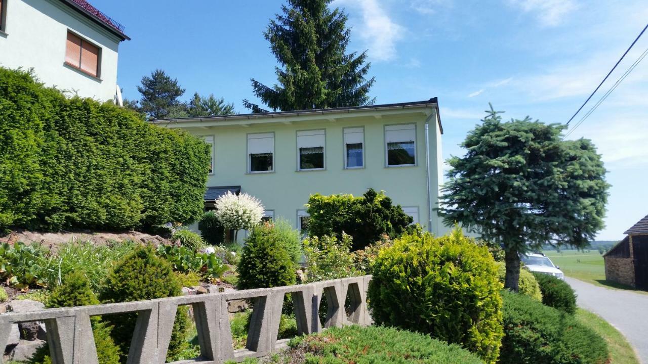 Ferienwohnung "Am Weinberg" Bad Schmiedeberg Exteriör bild