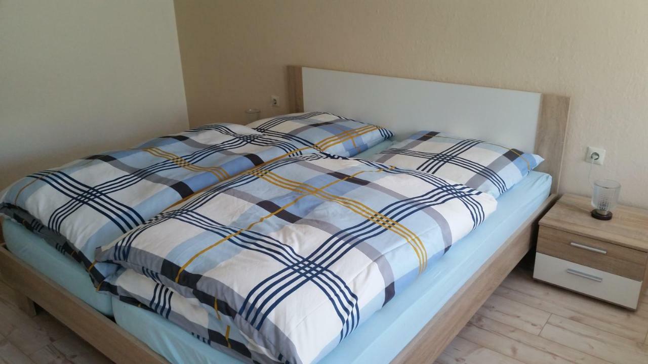 Ferienwohnung "Am Weinberg" Bad Schmiedeberg Exteriör bild